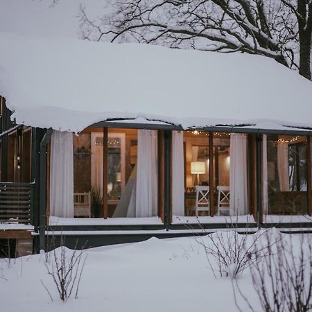 Viesu Maja Kalnaruski Ape Exterior photo